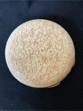 Avon Vintage Cream Floral Embossed Compact Mirror